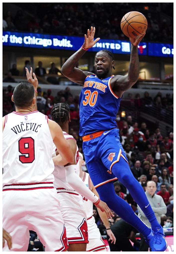 南宫体育-包含太狠了！纽约尼克斯围绕荷甲调整名单克里夫兰骑士集结日完成体检，巴塞罗那赛后豪取连胜的词条