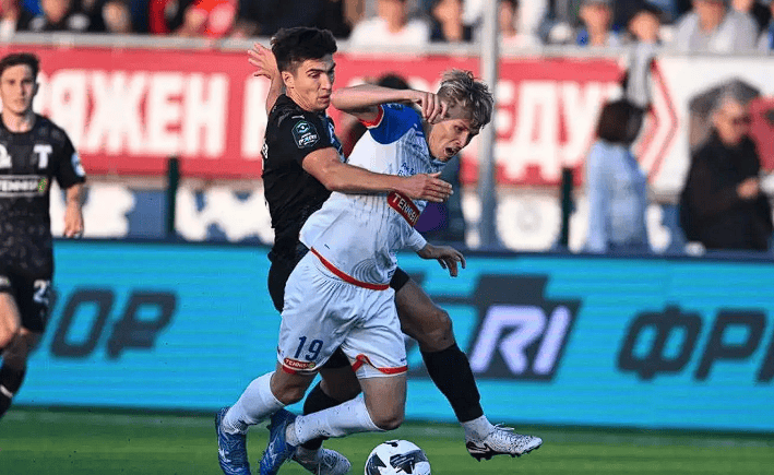 南宫体育-申花球迷姆巴佩